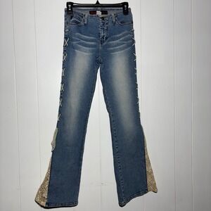 Mudd VTG Y2K Lace Up Side Flare Jeans Medium Wash Floral Lace Inset Sz 3 Fairy